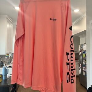 Columbia PFG Omni Shield Size L